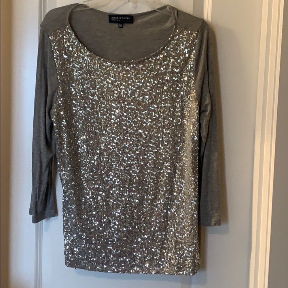 Jones New York sparkly gray blouse Large